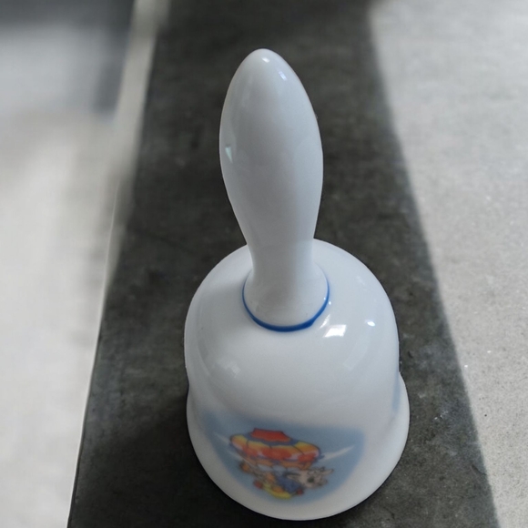 1982 VTG Porcelain Bell with Smurf Design By Wallace Berrie & Co. - Picture 4 of 7